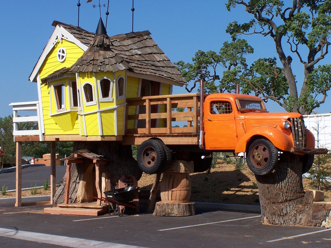 Victorian Truck